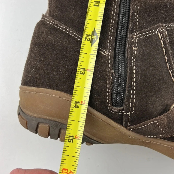 Brown Suede Mukluks Tall Fleece Lined Winter Boots Leather Ties - Picture 5 of 10